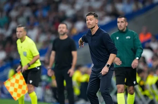 Đánh giá từ cộng đồng người chơi và diễn đàn